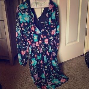 NWT Express Floral Print V-Neck Dress